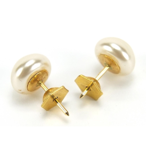 521 - Pair of 9ct gold simulated pearl stud earrings, 9.5mm in diameter, 2.4g