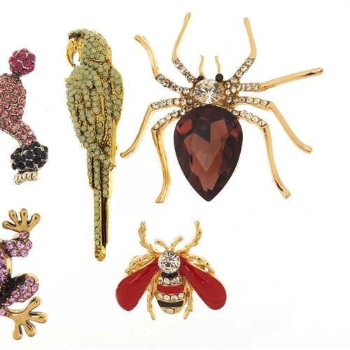 1821 - Six jewelled and enamel animal and insect brooches including scorpion, poodle, parrot and frog, the ... 