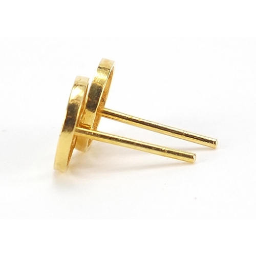 212 - Pair of Chinese gold coloured metal stud earrings, 8mm in diameter, 0.6g