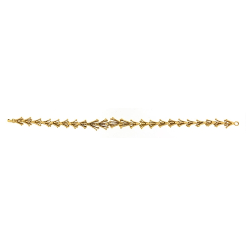 46 - John Donald, Modernist 18ct gold bracelet, 16cm in length, 14.2g