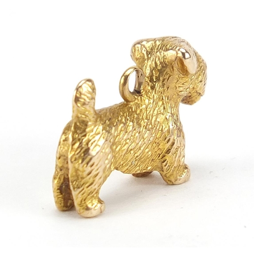 399 - 9ct gold Terrier dog charm, 1.5cm in length, 3.0g