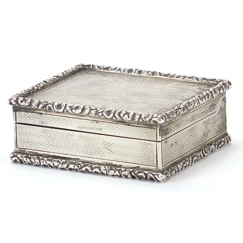 14 - Frederick Thomas Buckthorpe, Edward VII silver snuff box with secret compartment to the hinged lid, ... 