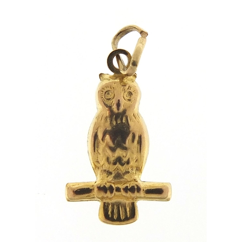 1997 - 9ct gold owl charm, 1.6cm high, 0.6g