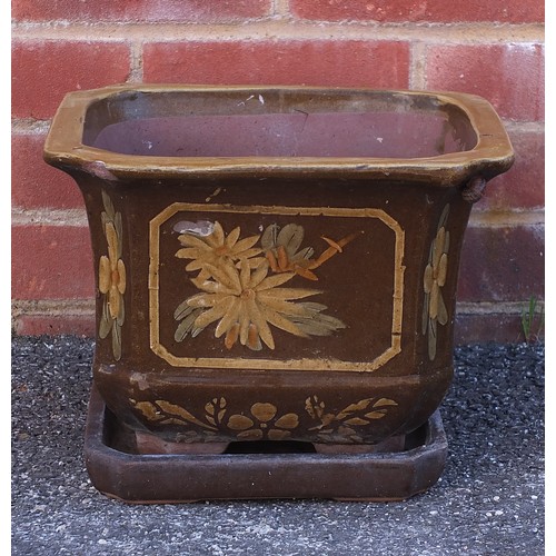 2593 - Chinese stoneware planter on stand, decorated with birds amongst flowers, 24cm H x 31cm W x 31cm D