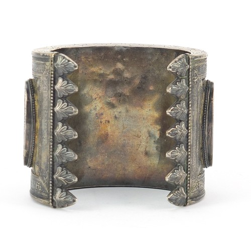 353 - African unmarked silver cuff, 7.5cm in length, 164.8g