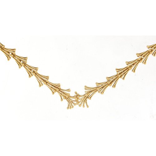 45 - John Donald, Modernist 18ct gold necklace housed in a John Donald velvet and silk lined box, 38cm in... 
