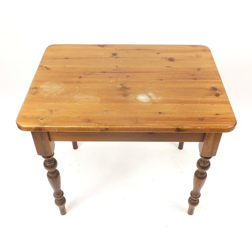 1039A - Rectangular pine dining table, 77cm H x 91cm W x 69cm D