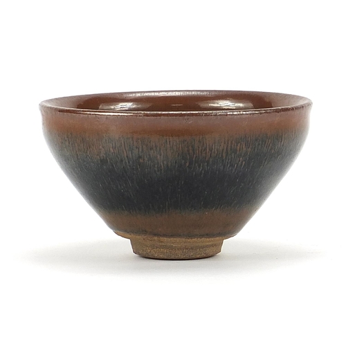 2451 - Chinese hare's fur pottery bowl, 13cm in diameter