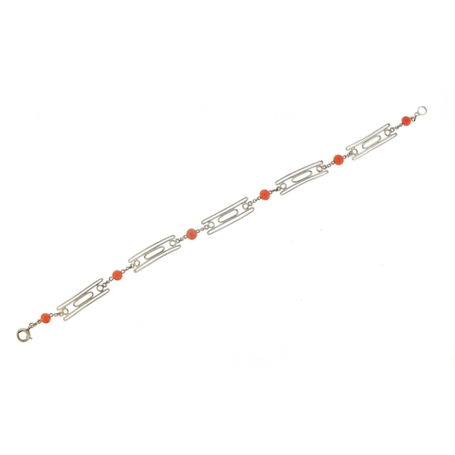 279 - 9ct white gold and coral bracelet, 16cm in length, 2.5g