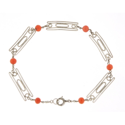 279 - 9ct white gold and coral bracelet, 16cm in length, 2.5g