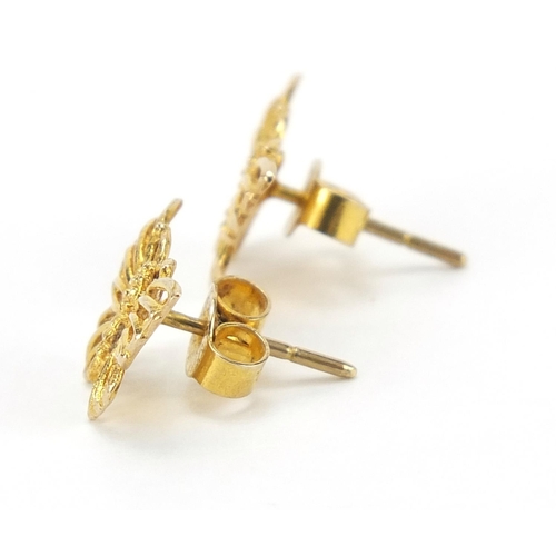 2443 - Pair of 9ct gold butterfly stud earrings, 1.1cm wide, 1.1g