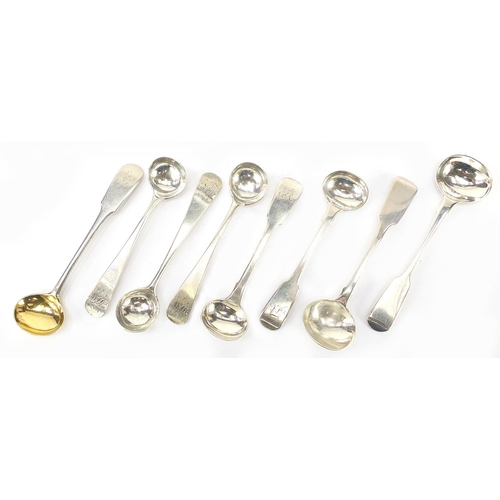 1465 - Seven Georgian and later silver mustard spoons, various hallmarks, the largest 10.5cm in length, tot... 