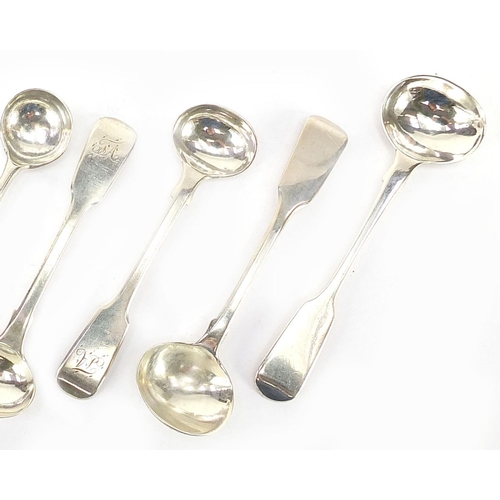 1465 - Seven Georgian and later silver mustard spoons, various hallmarks, the largest 10.5cm in length, tot... 