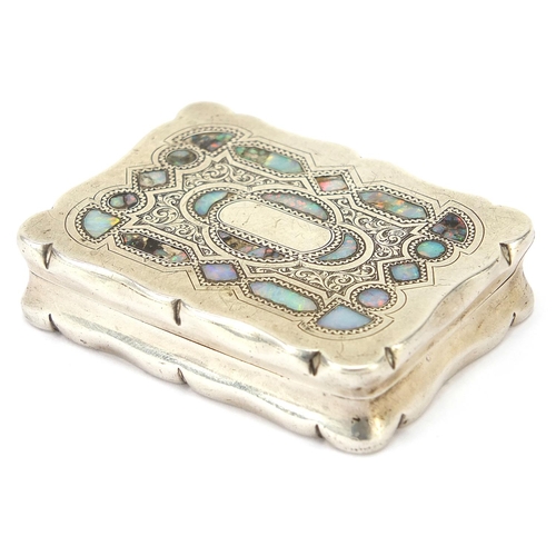 527 - George V rectangular silver snuff box with opal inlay and chased decoration, S C W Birmingham 1924, ... 