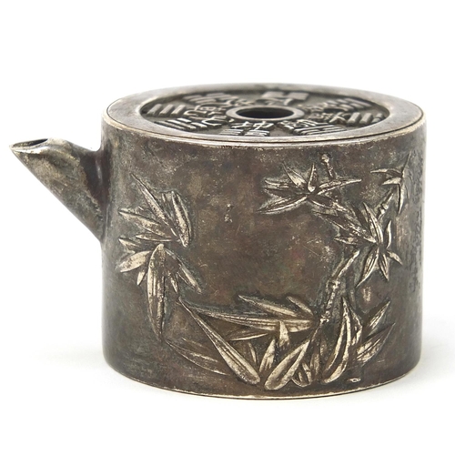 2809 - Chinese silver coloured metal teapot, 6.5cm in length