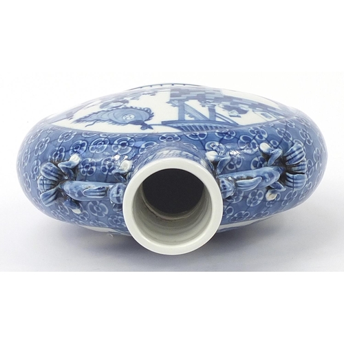 516 - Large Chinese blue and white porcelain moon flask hand painted with warriors in a palace setting, fo... 