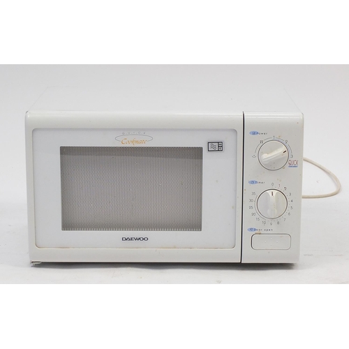 279 - Daewoo Cookmate microwave, 46.5cm wide