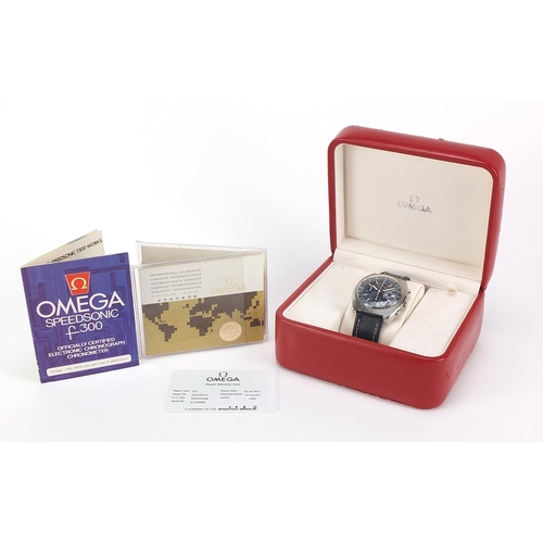 38 - Omega, gentlemen's Speedsonic F300 electronic chronometer wristwatch with day/date aperture, box and... 