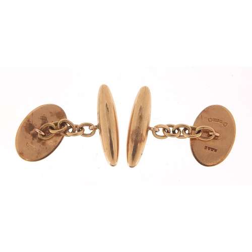 102 - Pair of 9ct gold cufflinks, 2.5cm wide, 7.0g