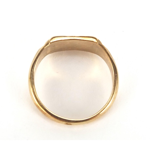 746 - 9ct gold signet ring, size R, 6.1g