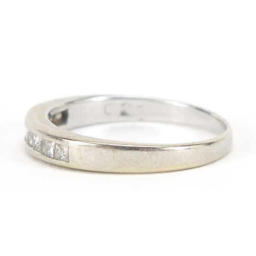 437 - 18ct white gold diamond half eternity ring, approximately 0.2 carat in total, size J, 2.0g