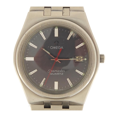 404 - Omega, gentlemen's Seamaster quartz wristwatch with date aperture, the case 37mm wide