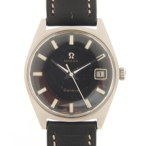 432 - Omega, gentlemen's Geneve wristwatch with black dial and date aperture, the case 34mm wide