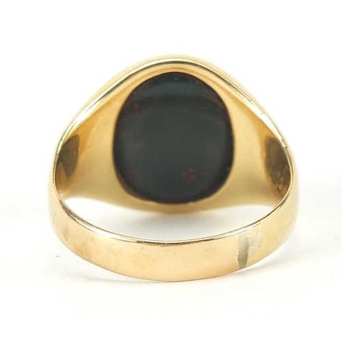 6 - 18ct gold bloodstone intaglio seal signet ring engraved with a rooster, size R, 7.7g