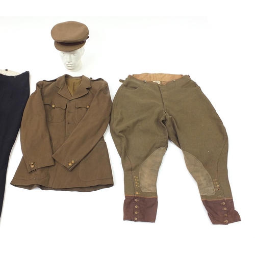 3505 - British military uniform including a peaked cap with Thomas & Stone label to the interior