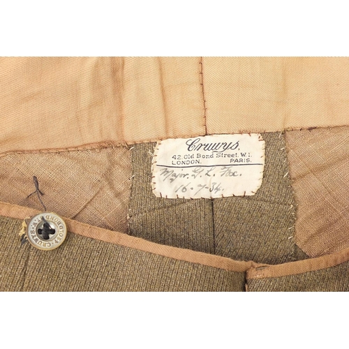 3505 - British military uniform including a peaked cap with Thomas & Stone label to the interior