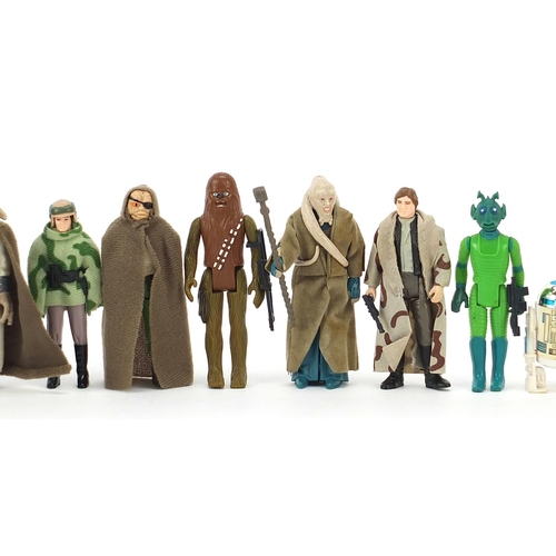 617 - Fifteen vintage Star Wars action figures with accessories including R5-D4, Amanaman, Jawa and Chewba... 