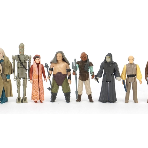 622 - Fifteen vintage Star Wars action figures with accessories including Chewbacca, Emperor's Royal Guard... 