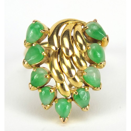 308 - Chinese 14ct gold green jade ring in the form of a bunch of bananas, size L/M, 6.5g