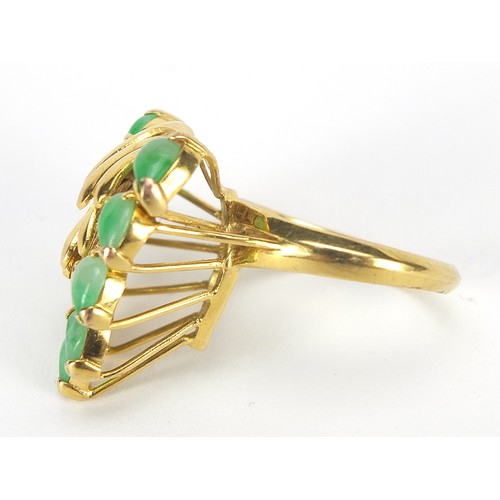 308 - Chinese 14ct gold green jade ring in the form of a bunch of bananas, size L/M, 6.5g