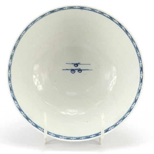 338 - 18th century Worcester bowl decorated in the chinoiserie manner with a landscape, 18.5cm in diameter