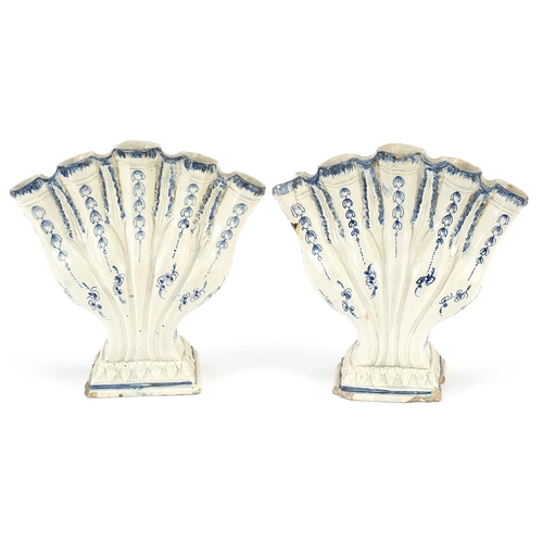 340 - Pair of 18th century pearlware flower vases, each 17.5cm high