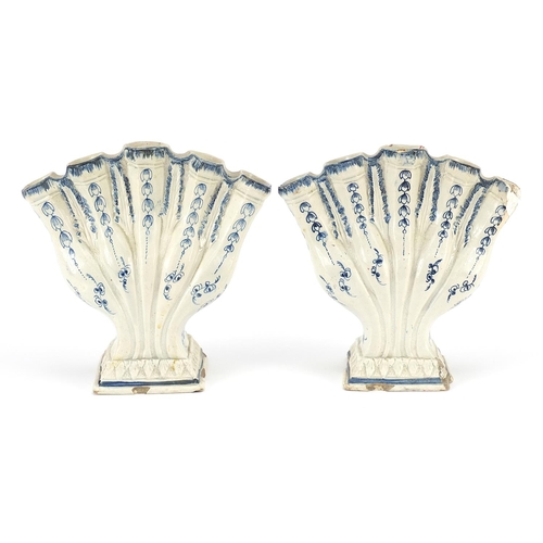 340 - Pair of 18th century pearlware flower vases, each 17.5cm high