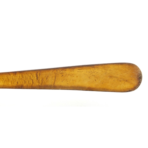 315 - Asian horn spoon, possibly rhinoceros horn, 20cm in length