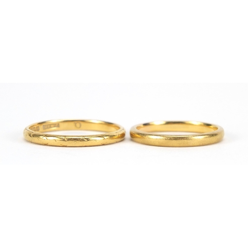 1686 - Two 22ct gold wedding bands, sizes L and P, 5.4g