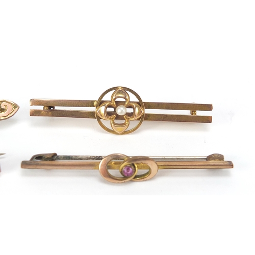 1768 - Four Victorian 9ct gold and gold coloured metal bar brooches set with stones including amethyst and ... 