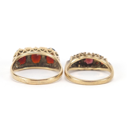 1707 - Two 9ct gold garnet rings, sizes L and P, 6.7g