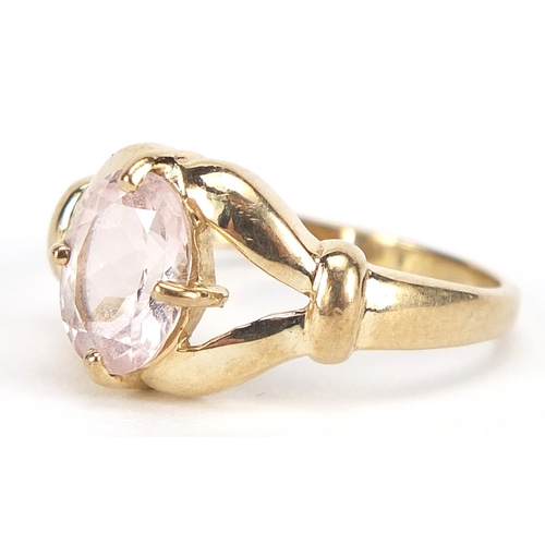 1748 - 9ct gold pink stone ring with pierced setting, size N, 3.0g