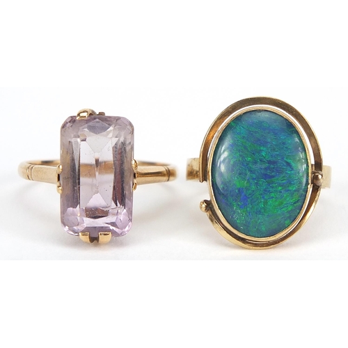 1681 - Two 9ct gold rings set with an opalescent and purple stone, sizes N and R, 7.6g