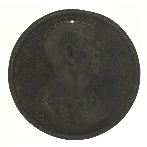 236 - Antique bronze plaque with bust of Cicero, 10cm in diameter