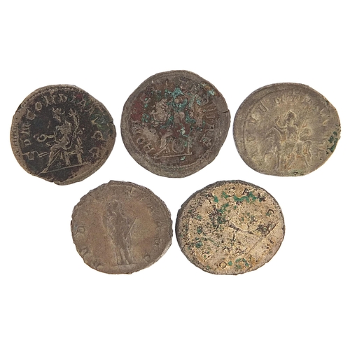 2515 - Five Roman silver coins, including three Philip I and two Otacilia Severa examples, 20.8g, the large... 