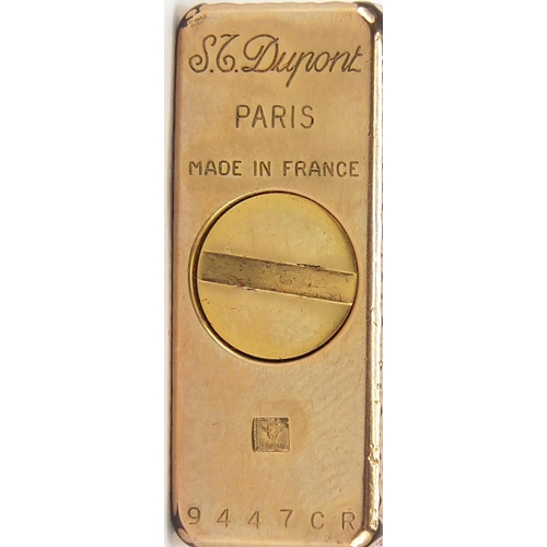 107 - Dupont gold plated cigarette lighter with box and certificate,