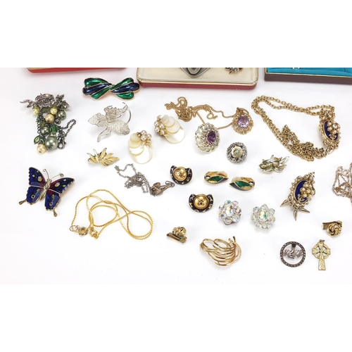 1363 - Vintage and later costume jewellery including some silver, D'Orlan enamel brooch, pair of marcasite ... 