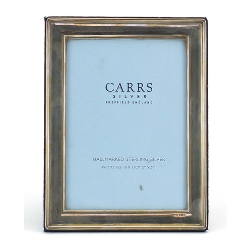 2213 - Carrs, rectangular silver easel photo frame, Sheffield 2005, 21.5cm x 16.5cm