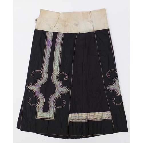 315 - Chinese silk embroidered skirt with floral motifs, 98cm high