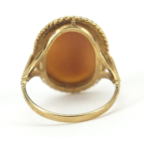 1633 - 9ct gold cameo maiden head ring, size P, 3.9g
